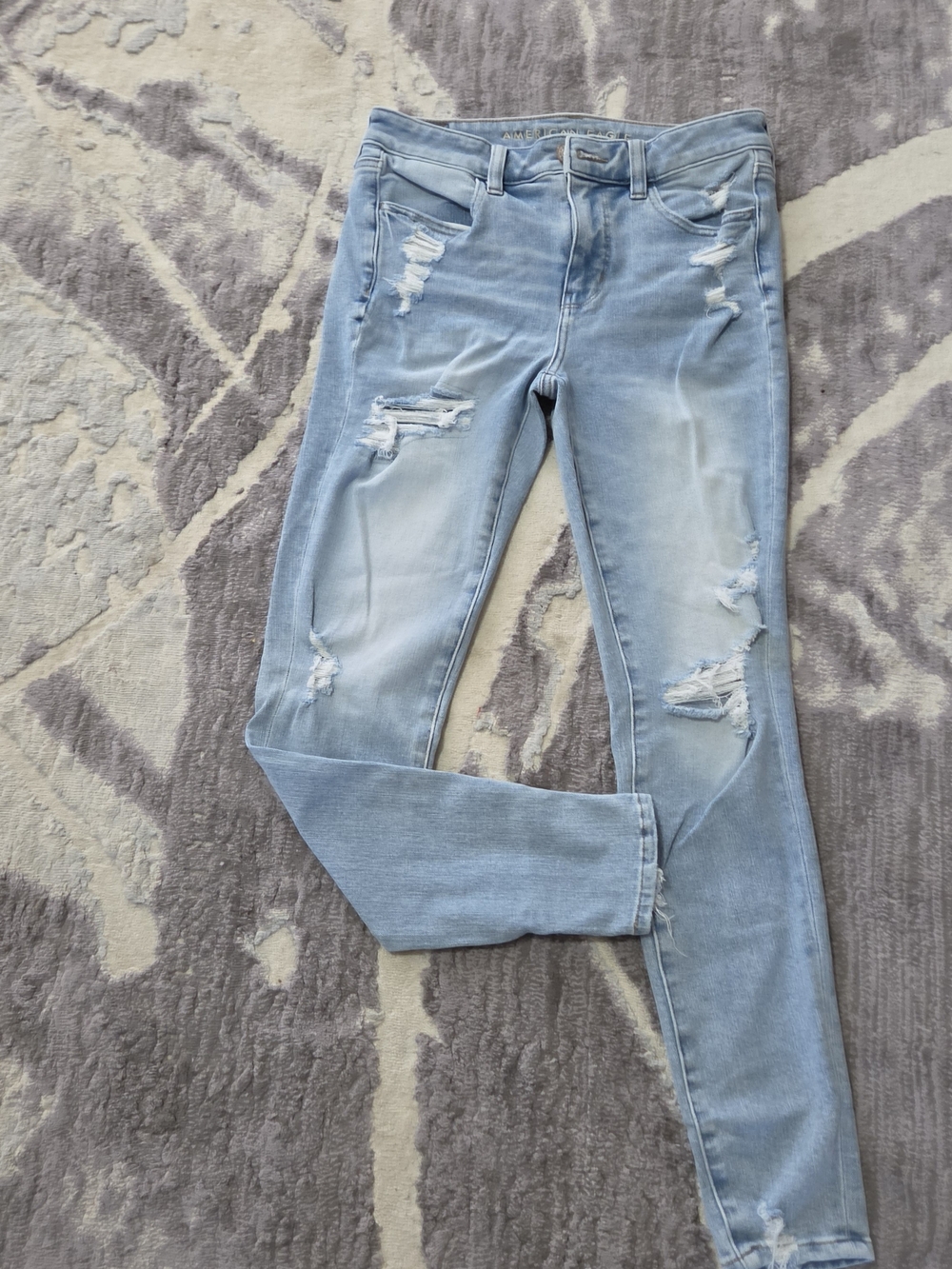 American Eagle Outfitters Light Blue Ripped Skinny Jeans